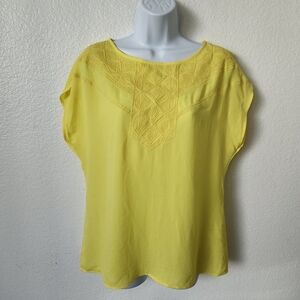 Banana Republic Embroidered Top Women’s Size Medium Yellow